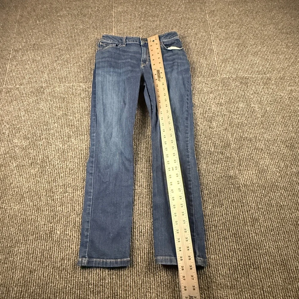 L.L.Bean Classic Fit Womens Size 6P Straight Leg Jeans Blue‎ Stretch Denim